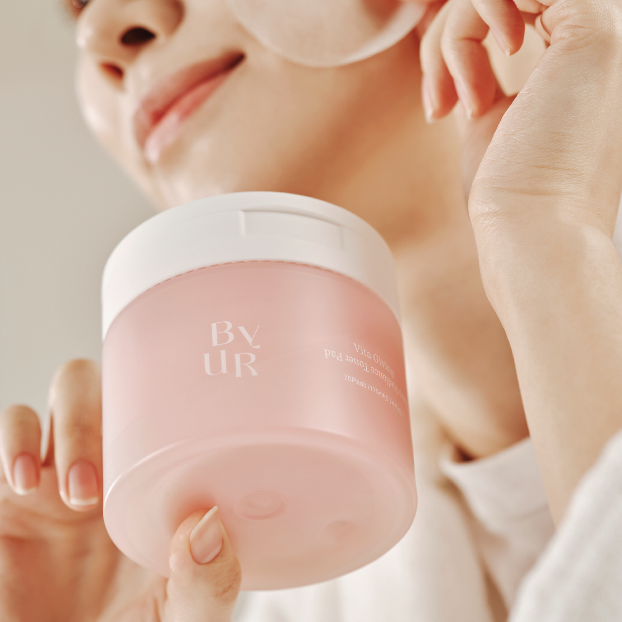 ByUR Vita Giving Keep Radiance Toner Pad (70 Count)