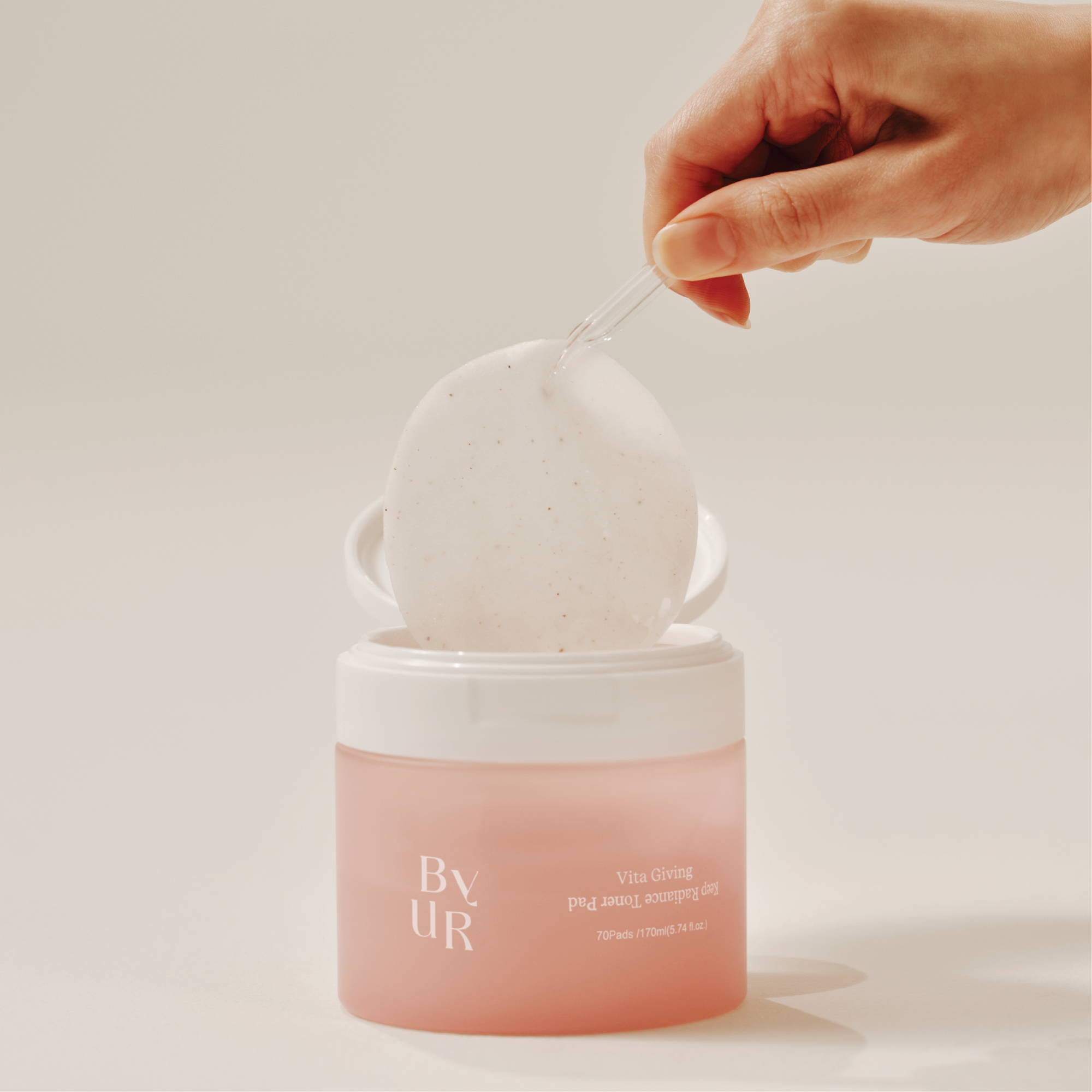 ByUR Vita Giving Keep Radiance Toner Pad (70 Count)